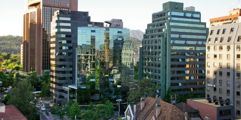 vista-panoramica-ciudad-ajustada